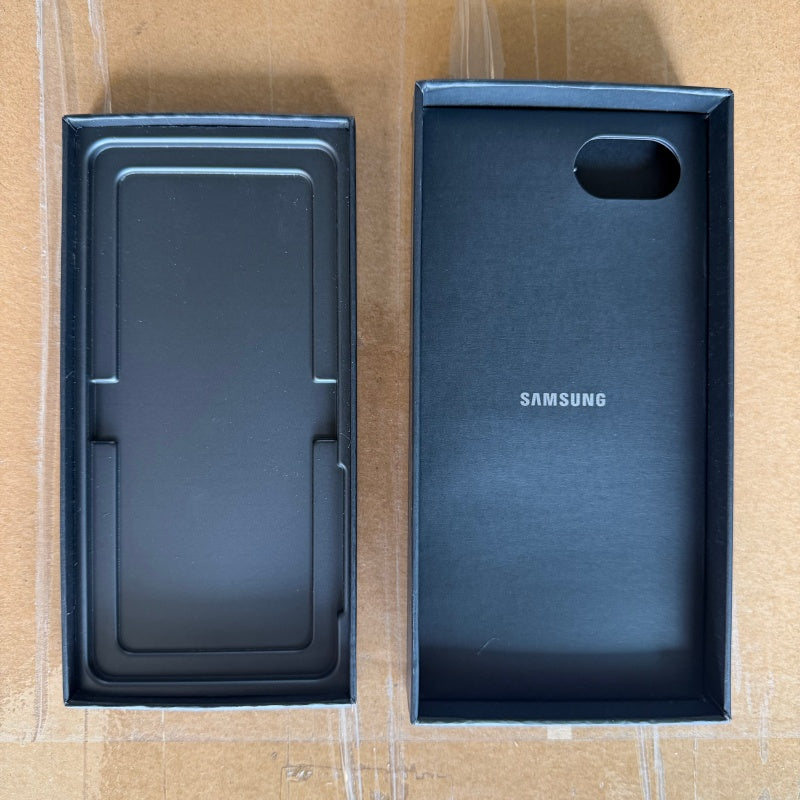 Empty retail box for Samsung Galaxy Z Flip7